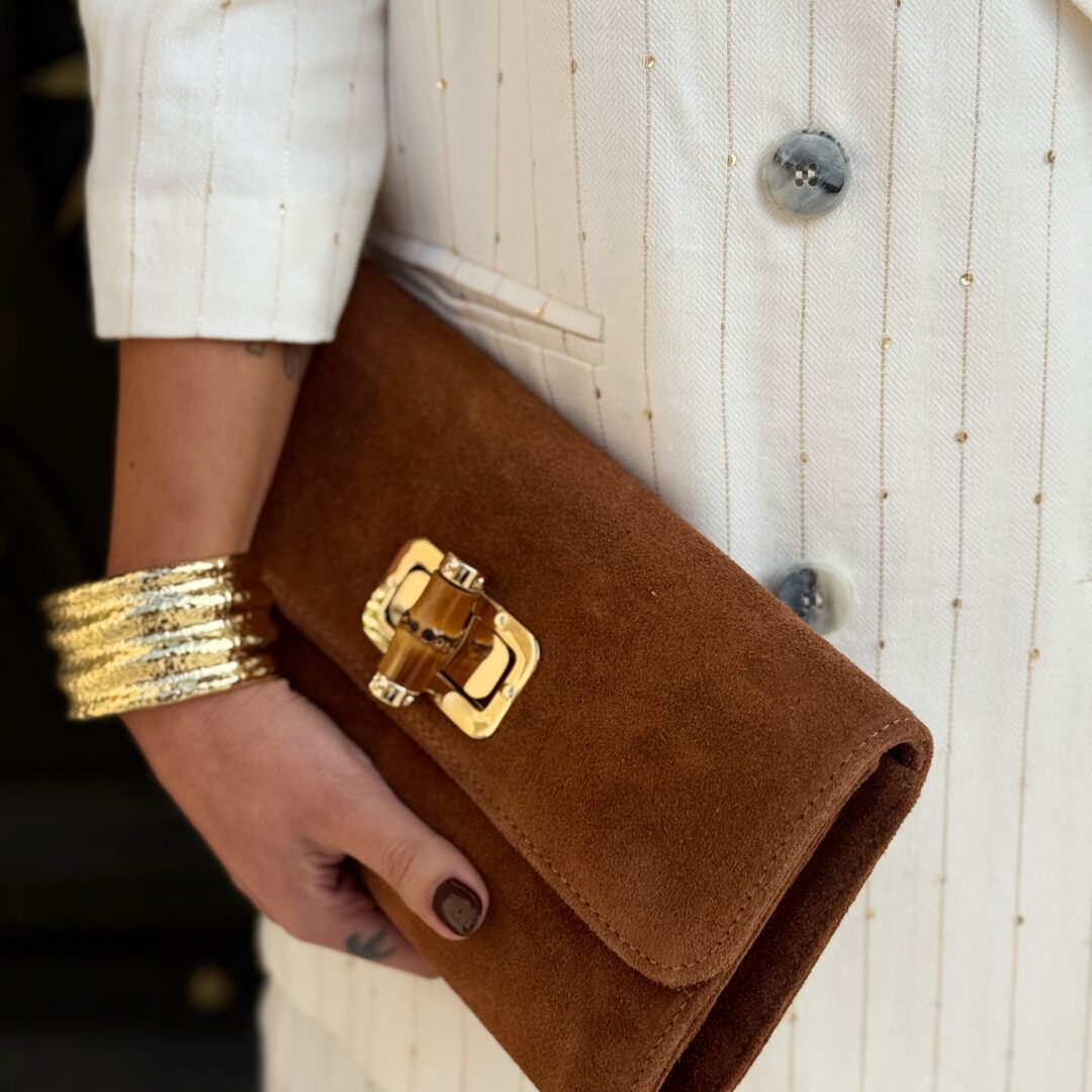Clutch suede