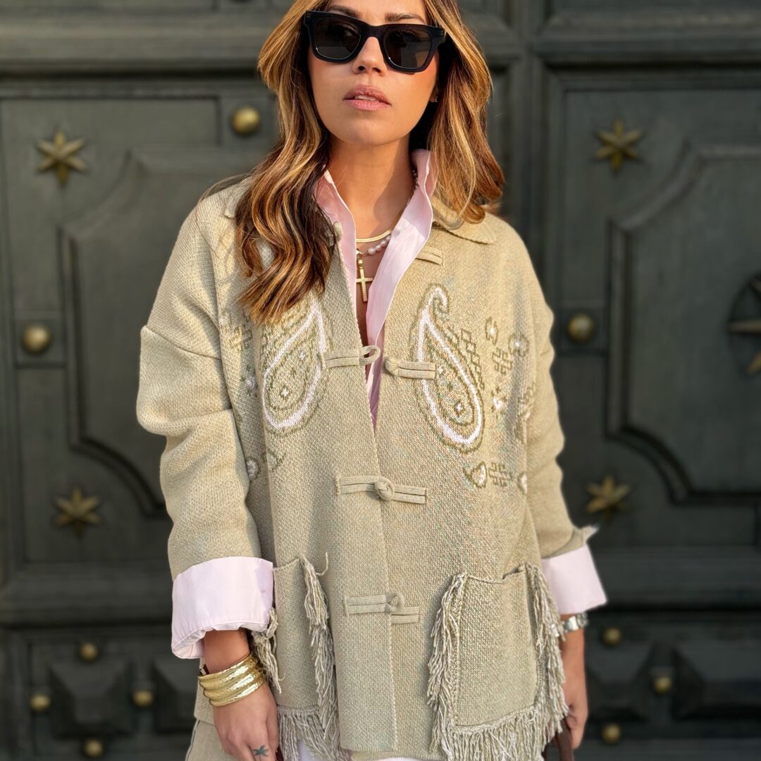 Cardigan paisley