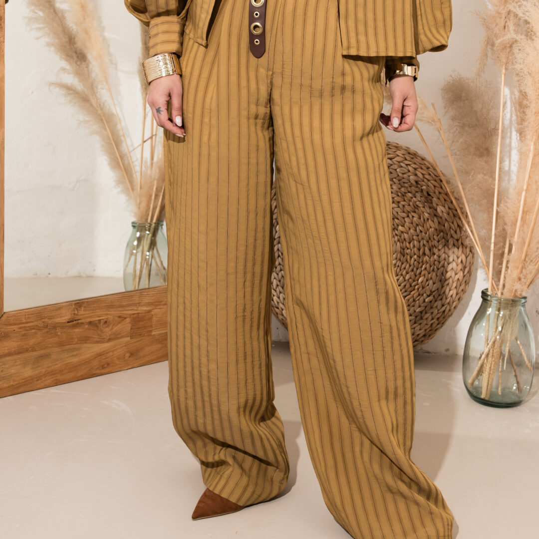Pantalone ampio