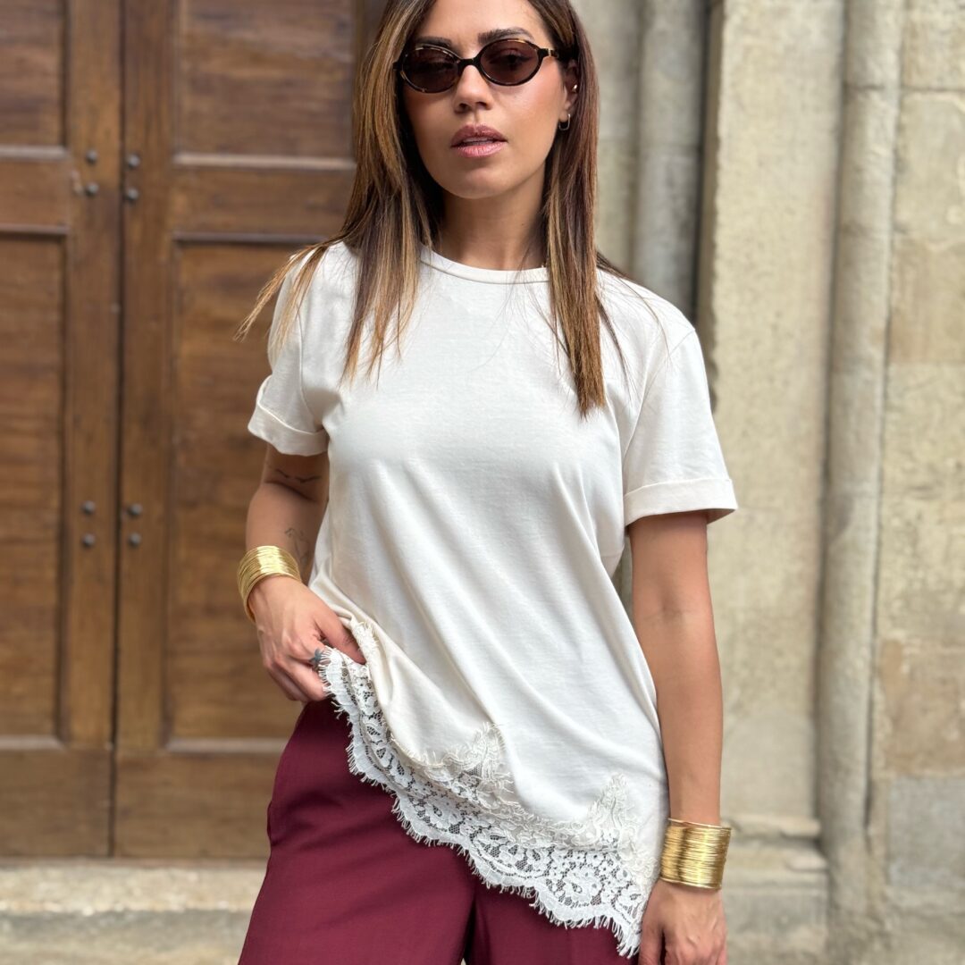 T-shirt bordo pizzo