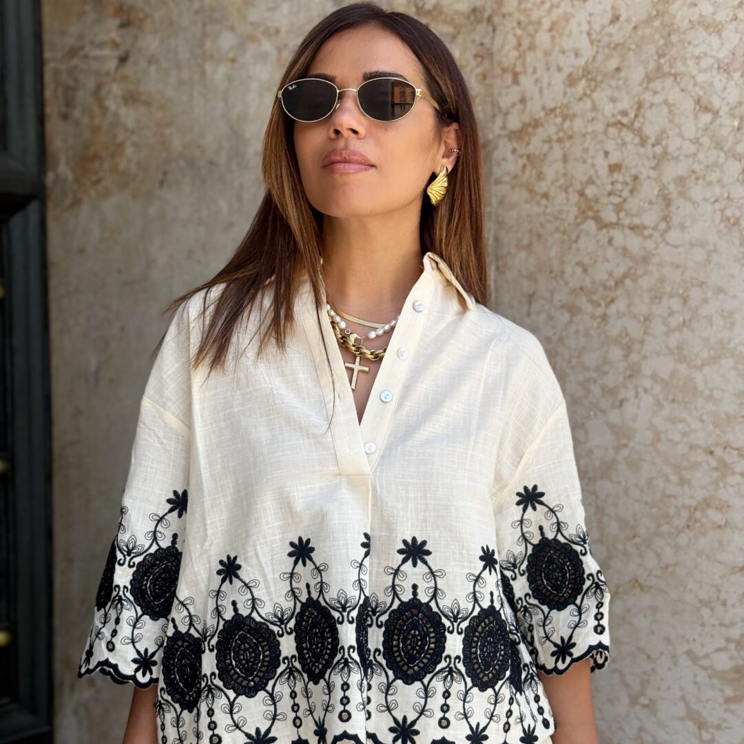 Camicia ricamo