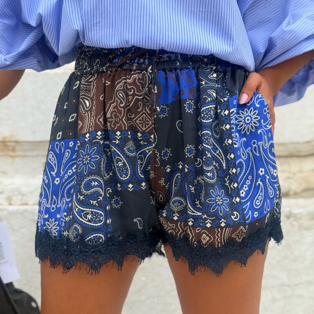 Short bandana